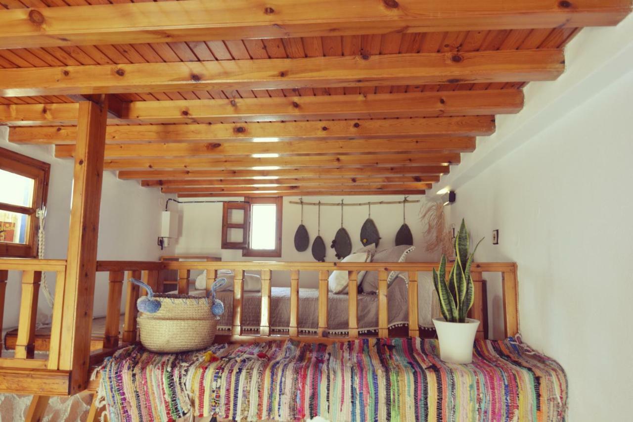 Bright & Relaxing Loft With Attic In The Heart Of Mykonos *